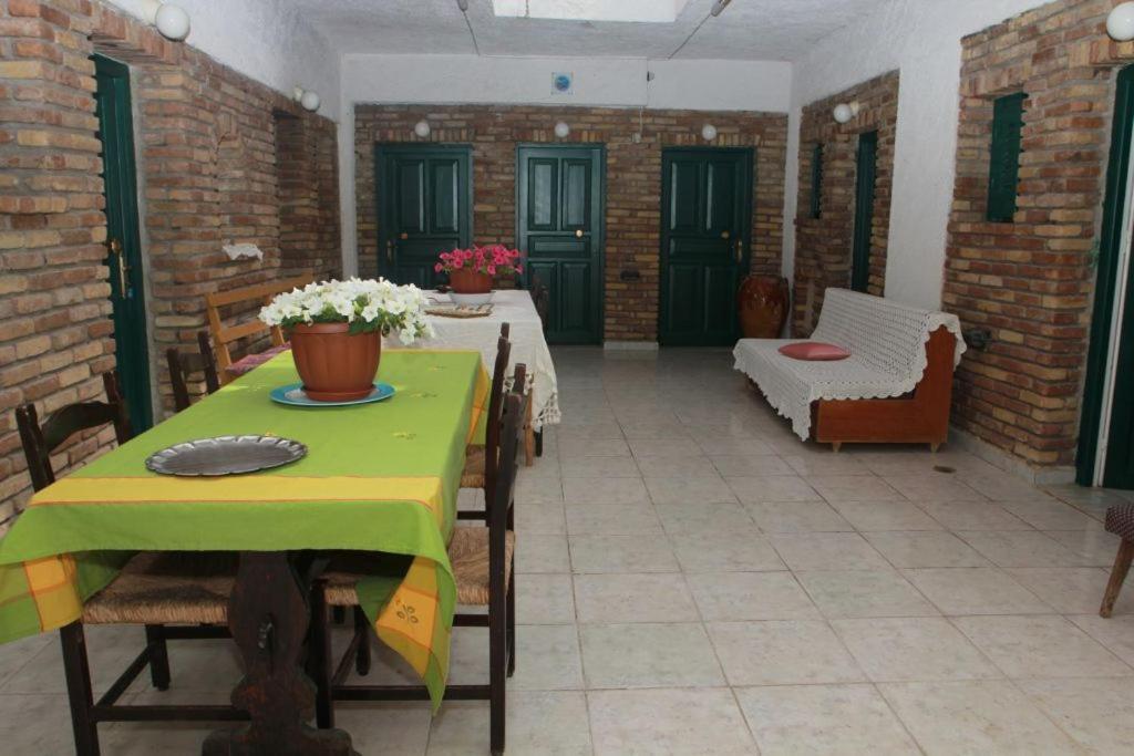 Damaskis Kassiopi Studios Exteriér fotografie