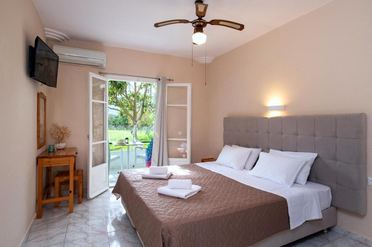 Damaskis Kassiopi Studios Exteriér fotografie